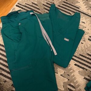 Figs Women's Green Scrub Pants